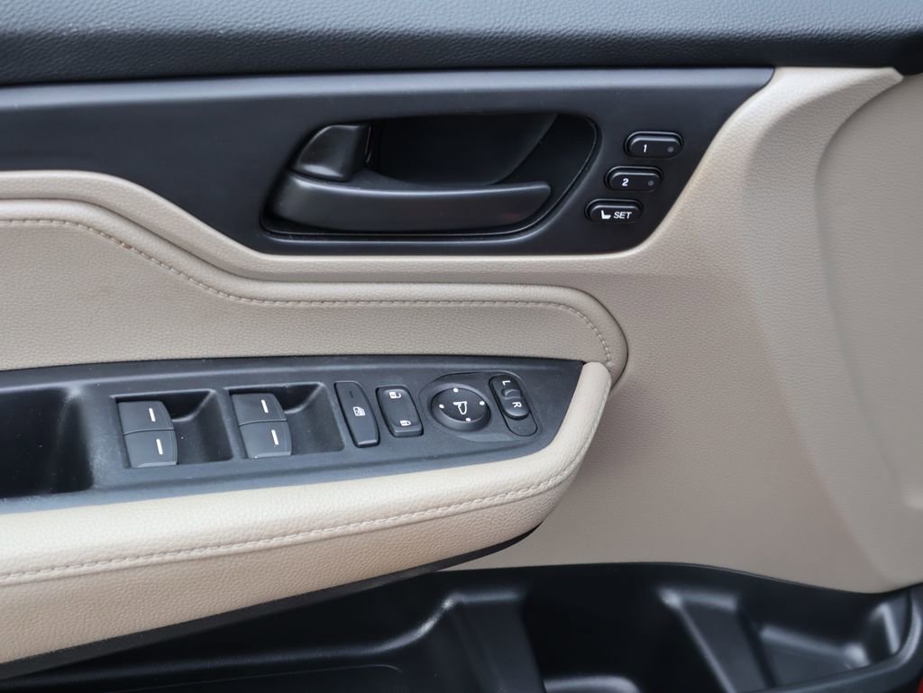 Used 2023 Honda Odyssey EX-L image 22