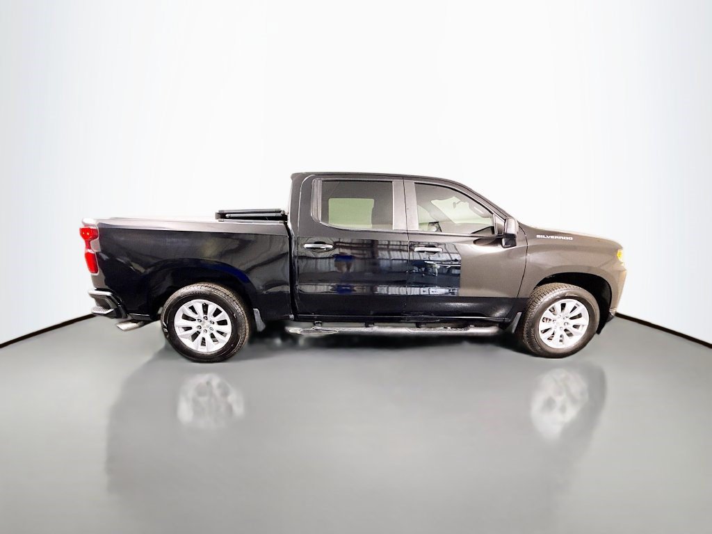 Used 2019 Chevrolet Silverado 1500 Custom w/ Custom Value Package AWD/4WD image 11