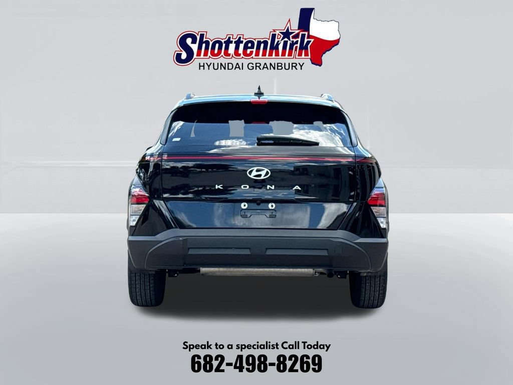 Used 2025 Hyundai Kona SEL FWD image 7