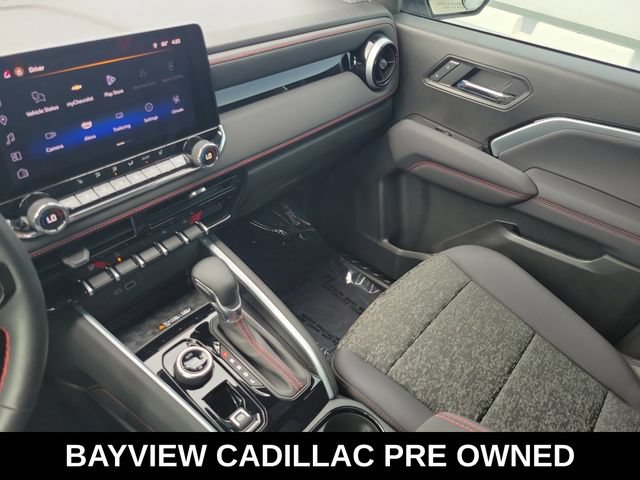 Used 2025 Chevrolet Colorado Z71 AWD/4WD image 24