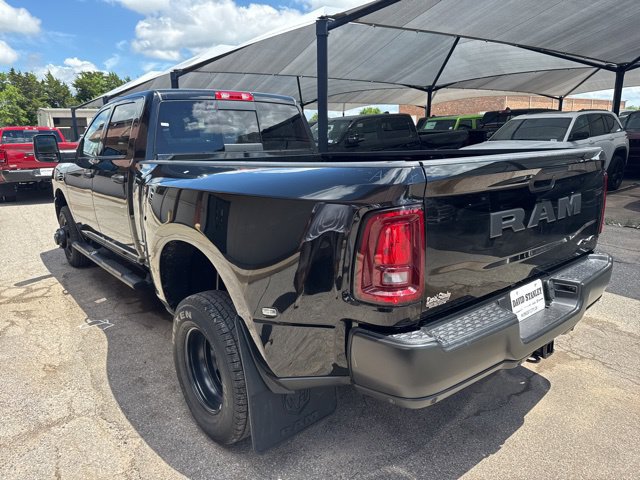 New 2026 RAM 3500 Tradesman AWD/4WD image 4