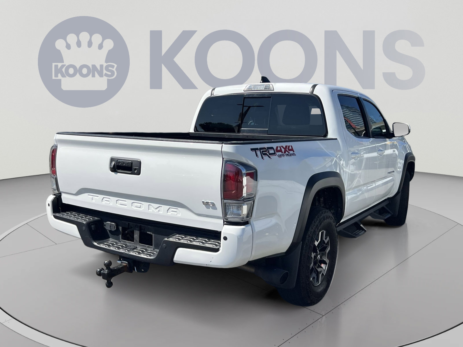 Used 2023 Toyota Tacoma TRD Off-Road w/ Technology Package AWD/4WD image 7