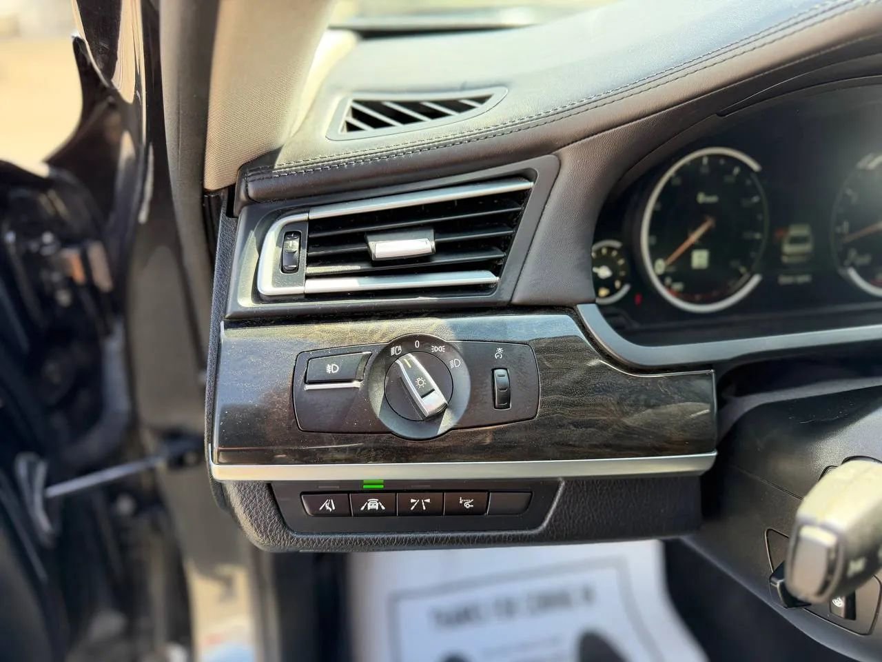 Used 2014 BMW 740i image 39