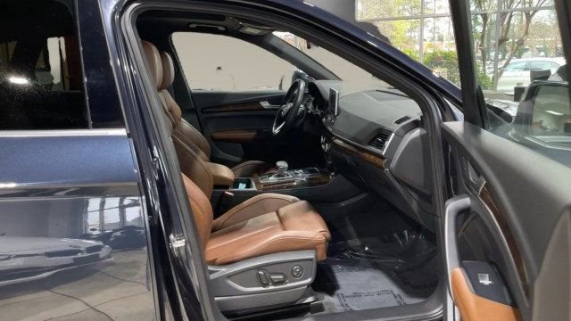 Used 2020 Audi Q5 Prestige image 12