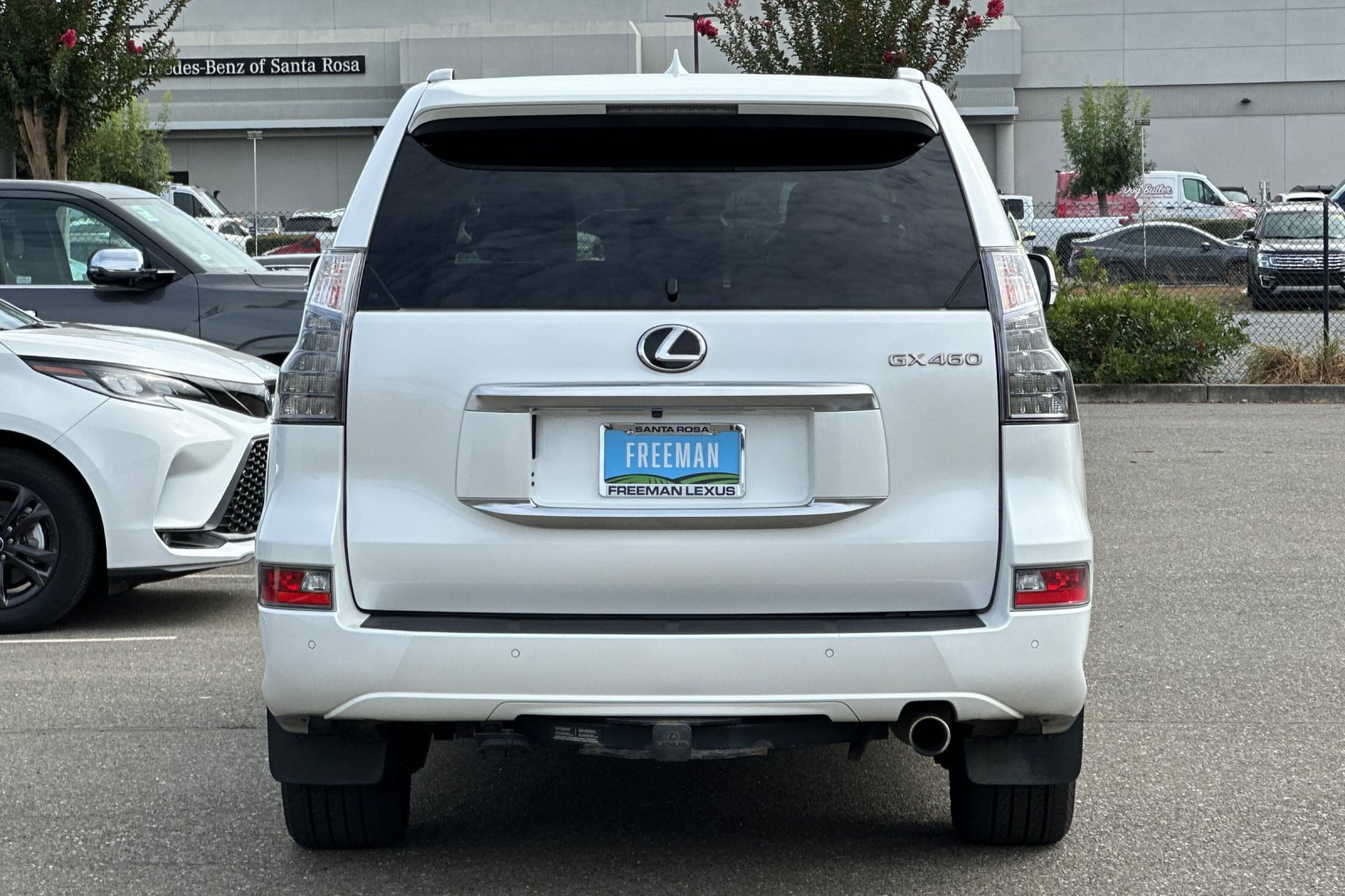 Used 2020 Lexus GX 460 Luxury w/ Accessory Package AWD/4WD image 5