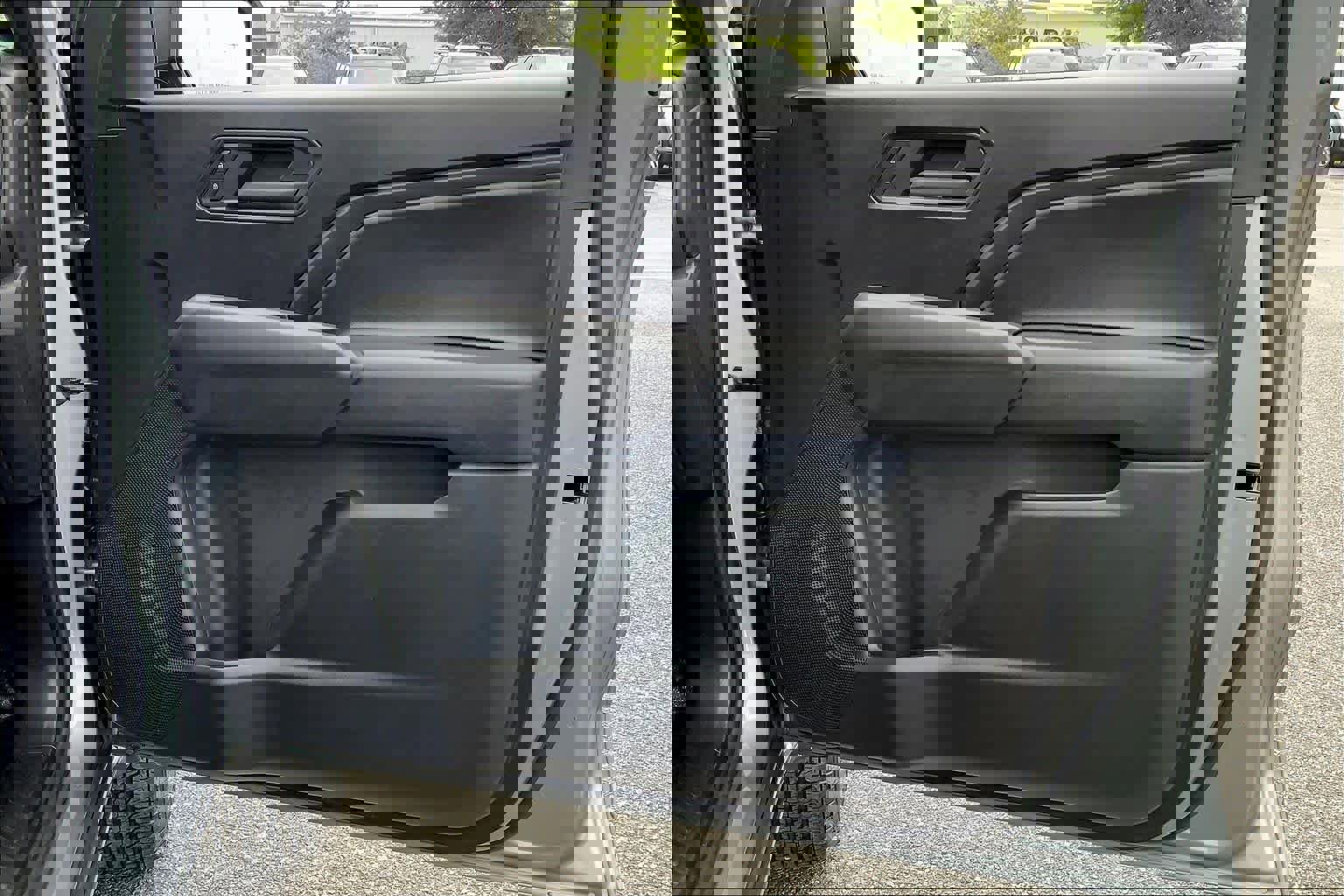 Used 2023 Chevrolet Colorado W/T image 21