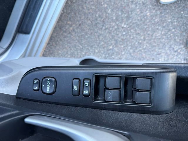 Used 2012 Toyota Camry LE FWD image 23