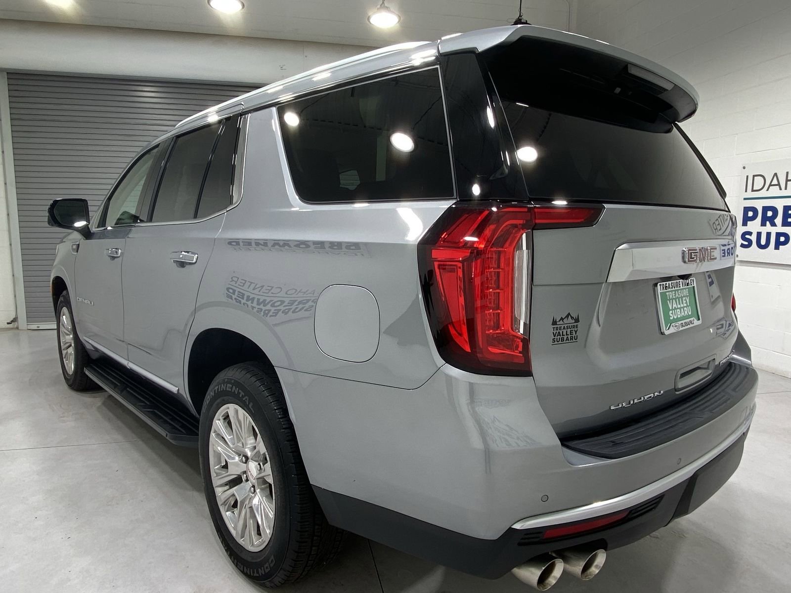 Used 2023 GMC Yukon Denali w/ LPO, Floor Liner Package image 6