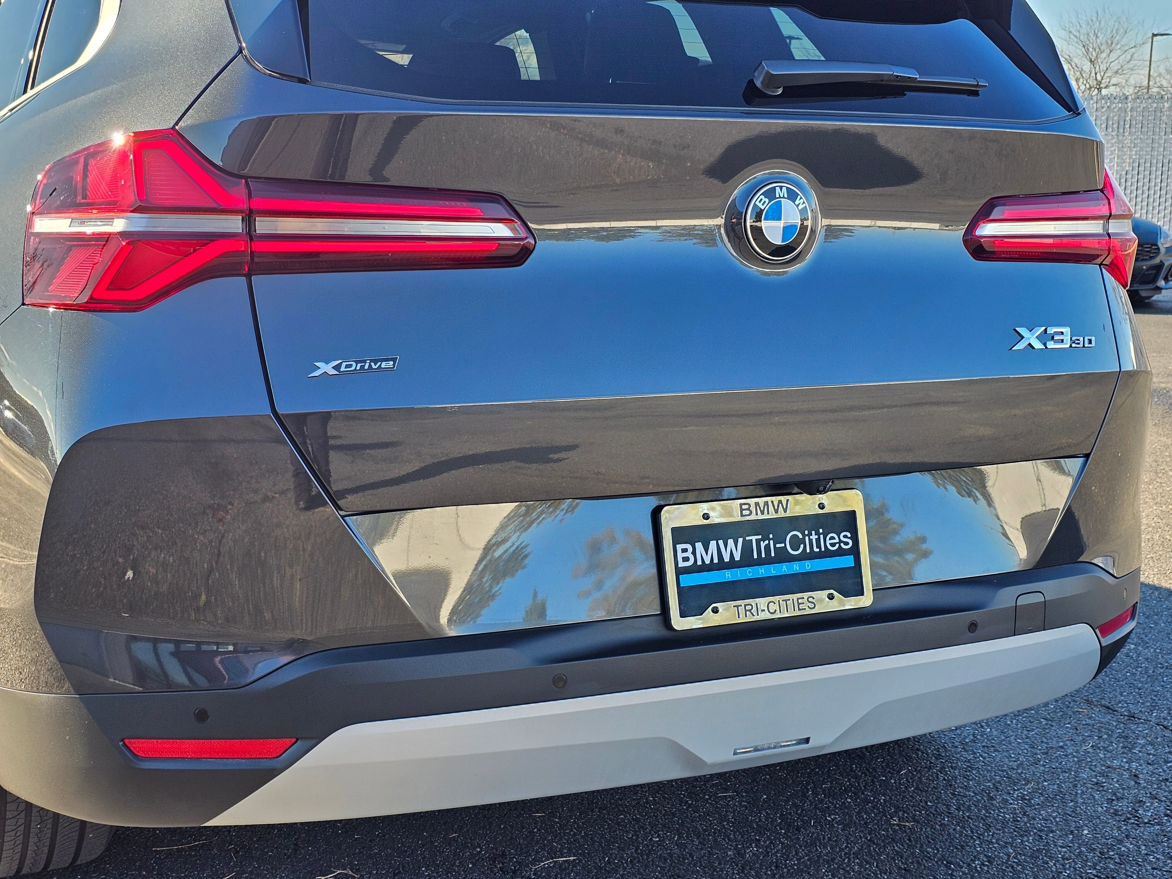 Used 2025 BMW X3 xDrive30i w/ Convenience Package image 7