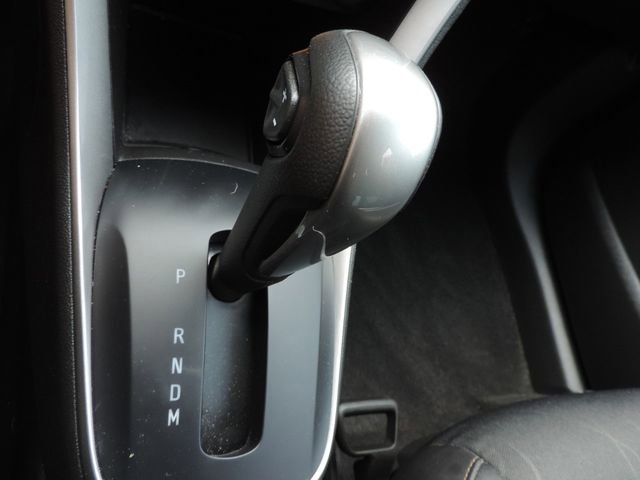 Used 2022 Chevrolet Trax LT w/ LT Convenience Package image 25