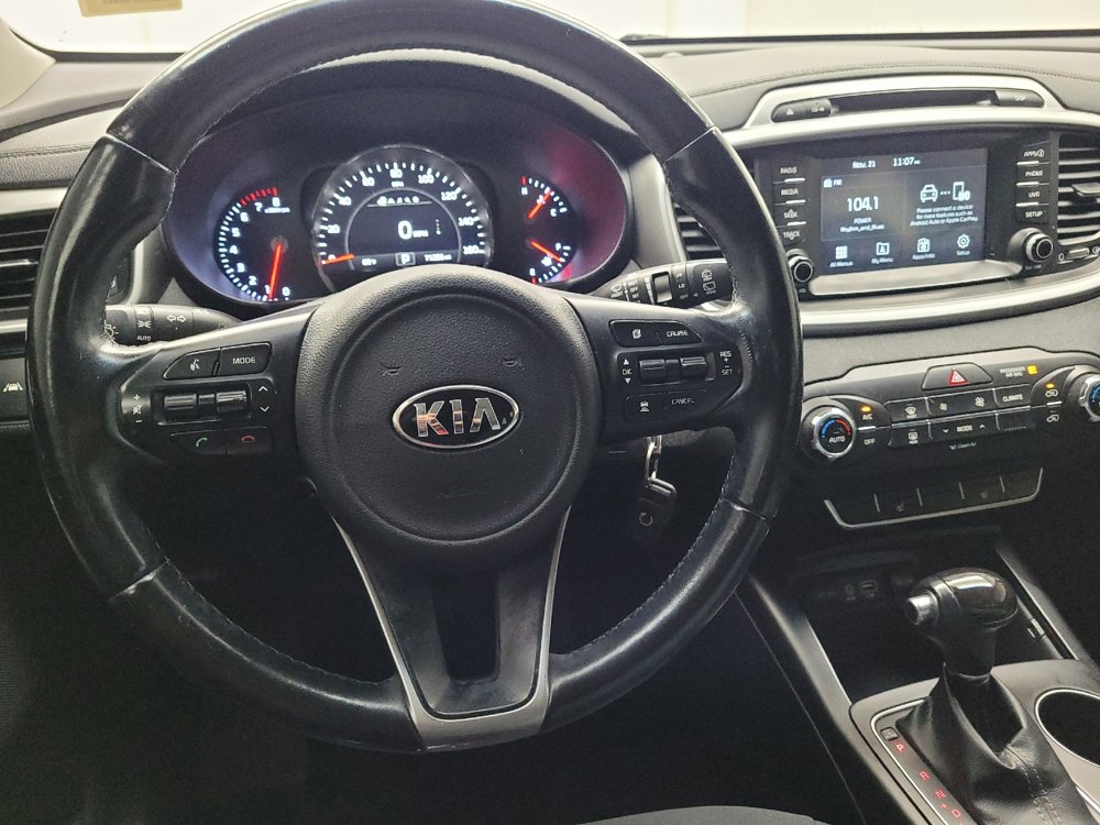Used 2018 Kia Sorento LX image 22