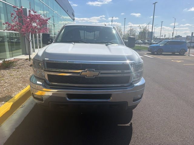 Used 2011 Chevrolet Silverado 2500 LT w/ Interior Plus Package RWD image 7