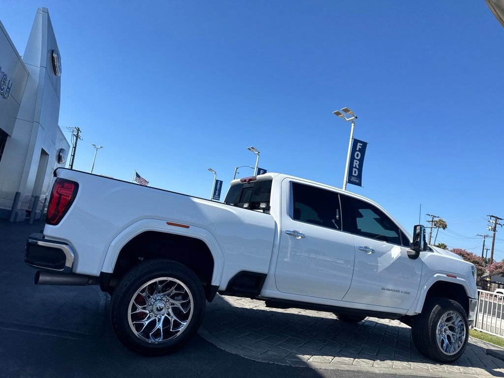 Used 2020 GMC Sierra 2500 SLT w/ Technology Package RWD image 2