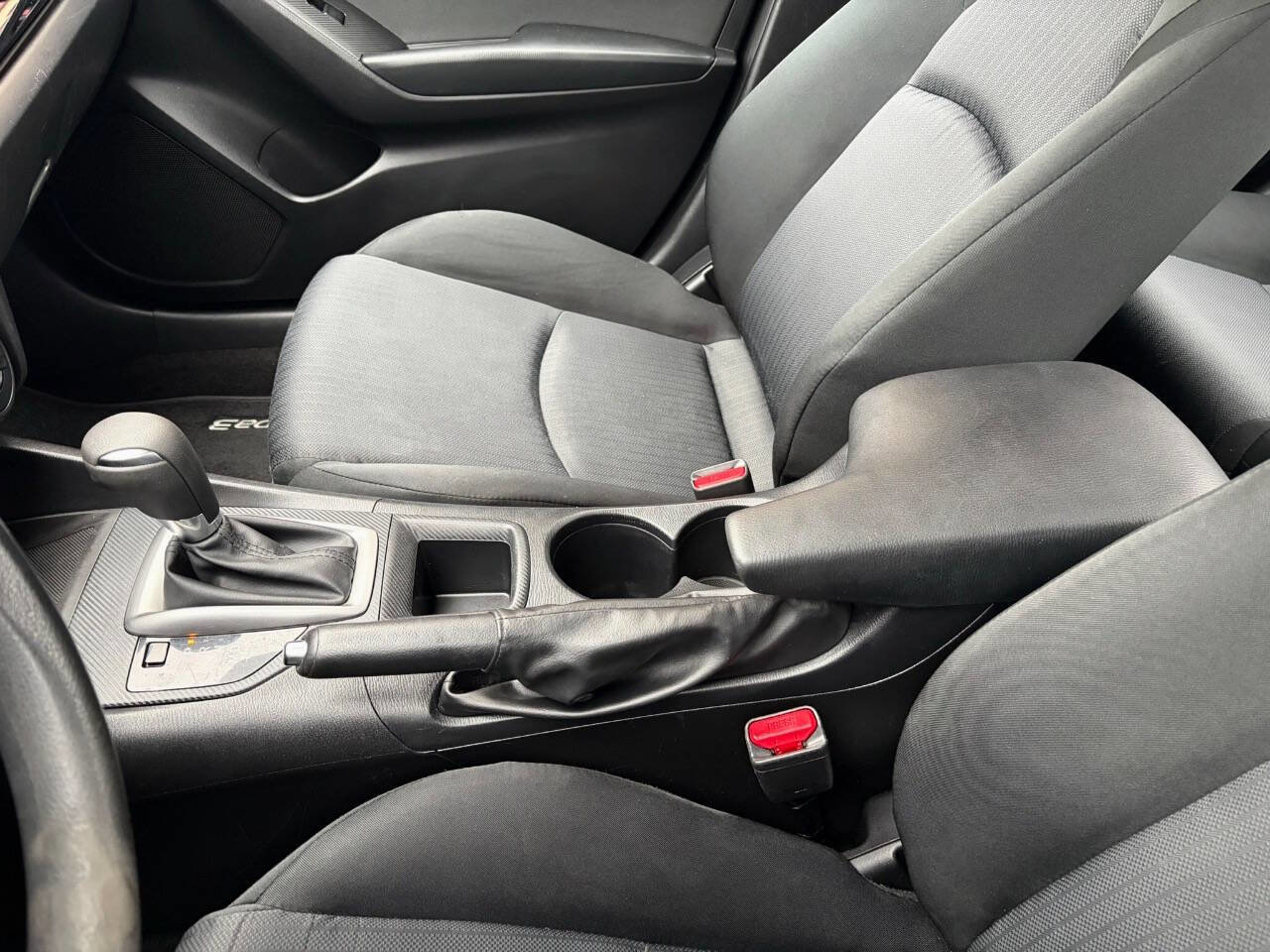 Used 2015 MAZDA MAZDA3 i SV image 21