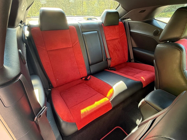 Used 2022 Dodge Challenger R/T Scat Pack w/ Shaker Package image 18