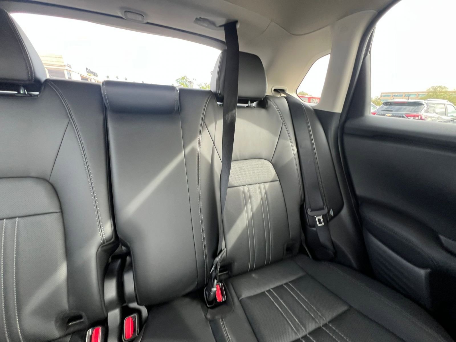 Used 2025 Honda HR-V EX-L image 38