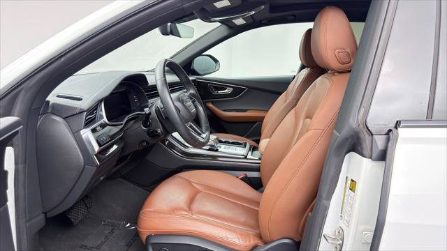 Used 2023 Audi Q8 Premium w/ Convenience Package AWD/4WD image 12