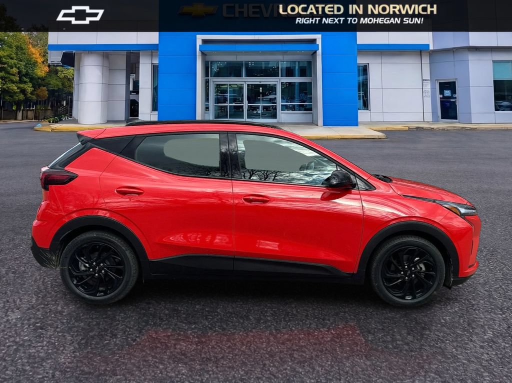 New 2027 Chevrolet Bolt RS w/ Technology Package FWD image 4