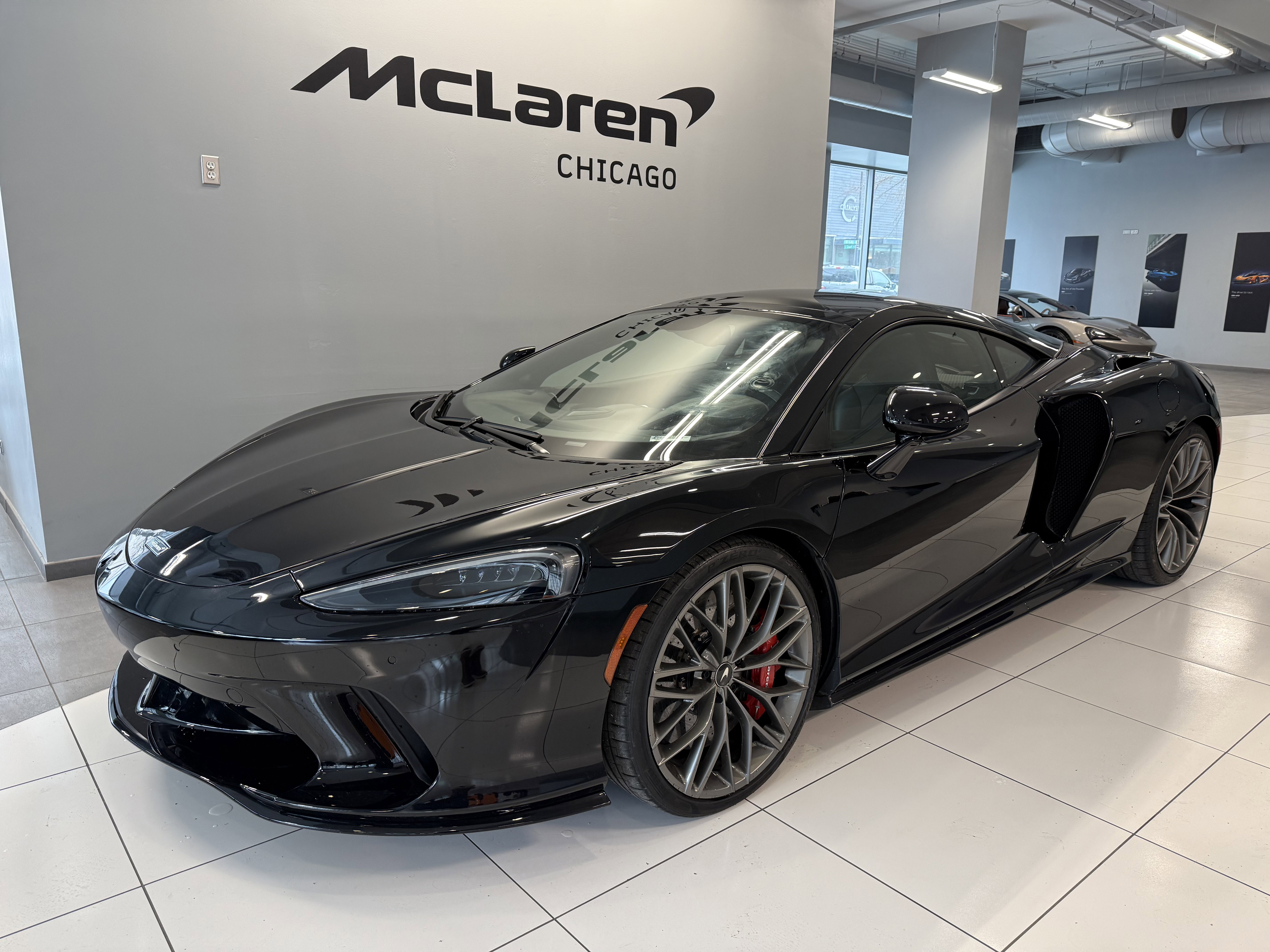 Used 2022 McLaren GT image 6