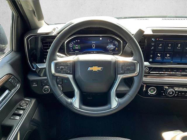 Used 2023 Chevrolet Silverado 1500 LT image 7