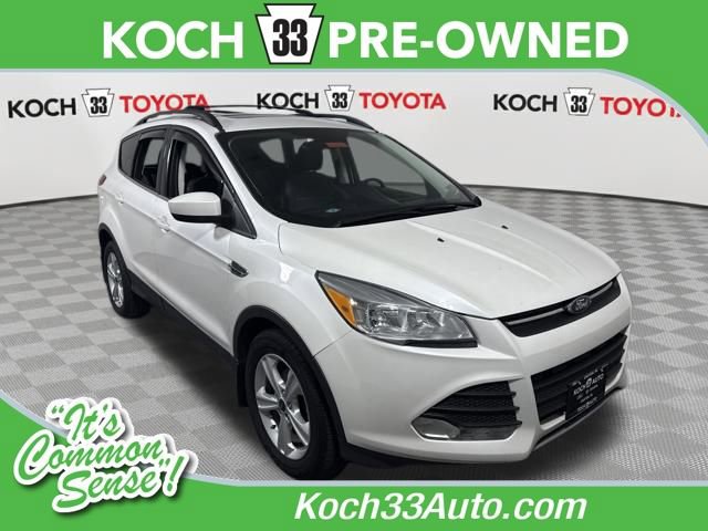 Used 2015 Ford Escape SE image 1