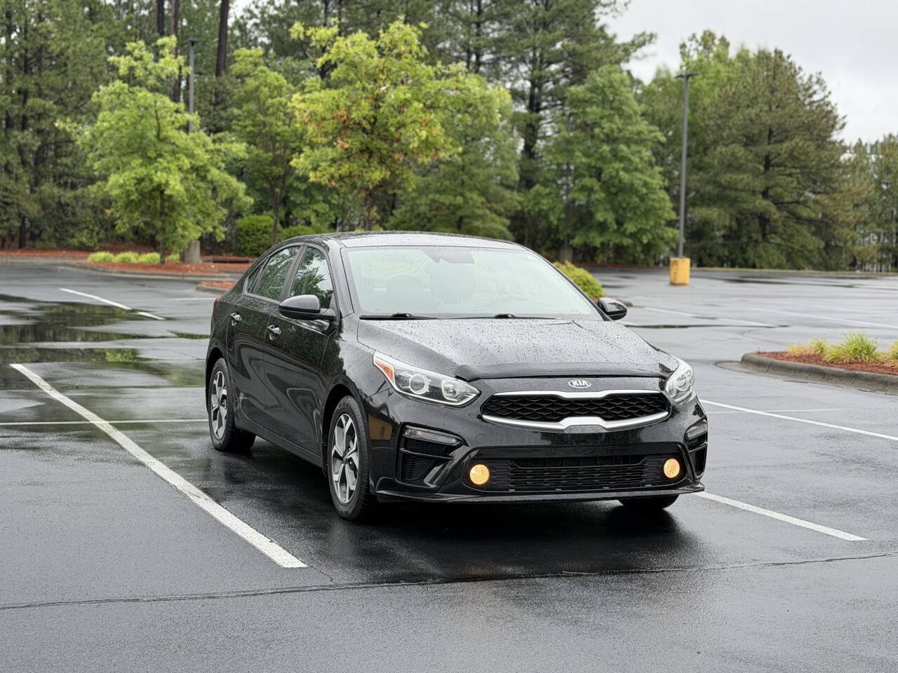 Used 2019 Kia Forte LXS FWD image 1