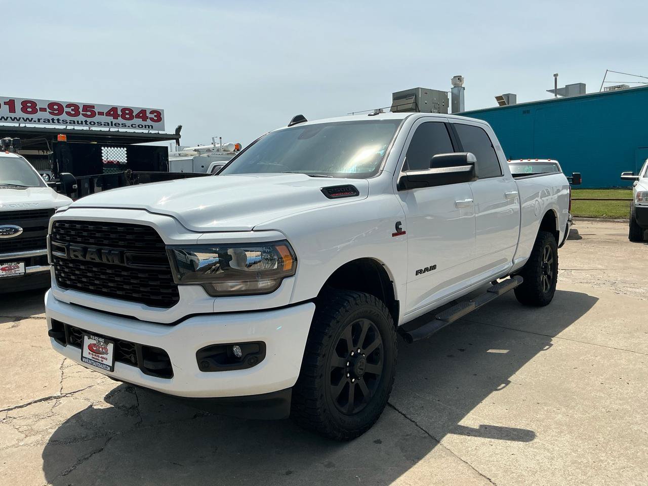 Used 2022 RAM 2500 Big Horn w/ Level C Equiment Group AWD/4WD image 2