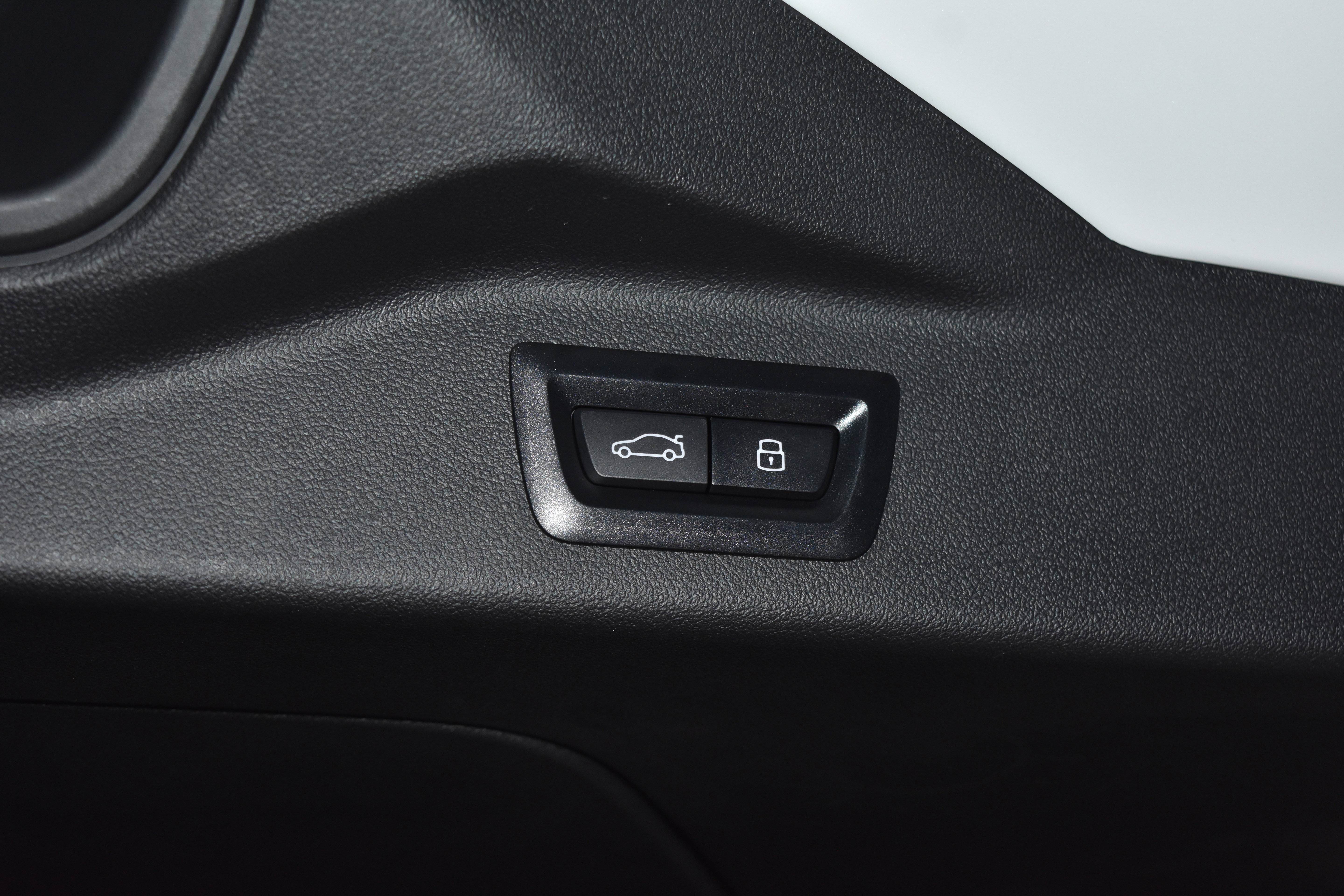 New 2026 BMW X7 M60i image 33