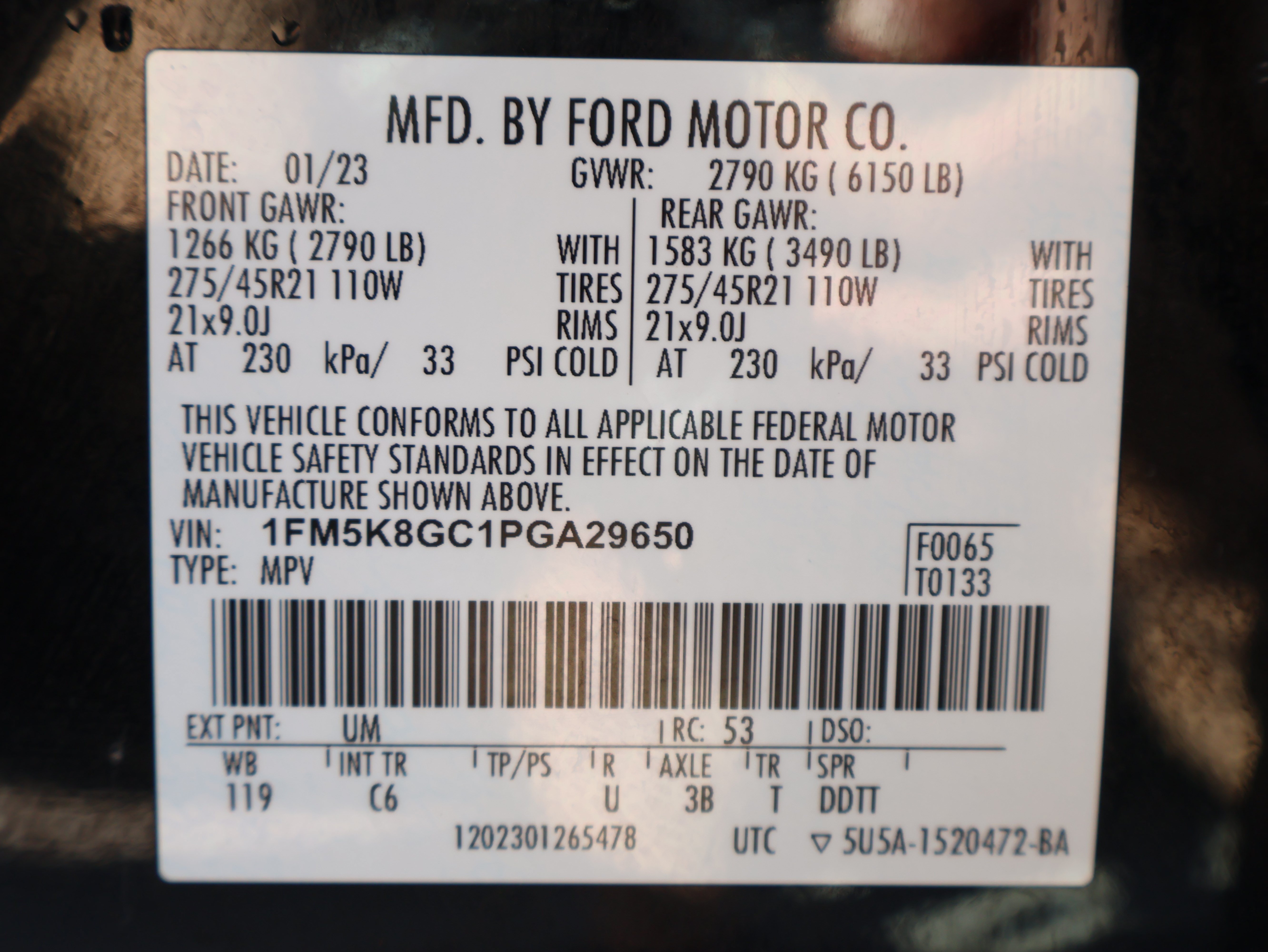 Used 2023 Ford Explorer ST w/ Equipment Group 401A AWD/4WD image 32