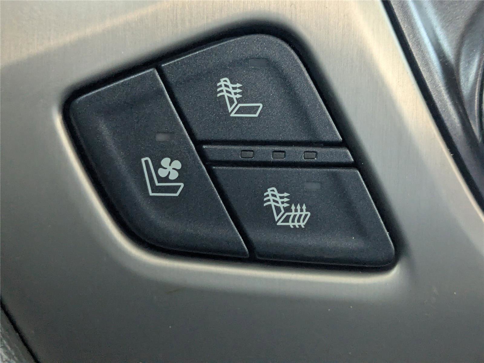 Used 2016 GMC Sierra 3500 Denali w/ Duramax Plus Package image 24