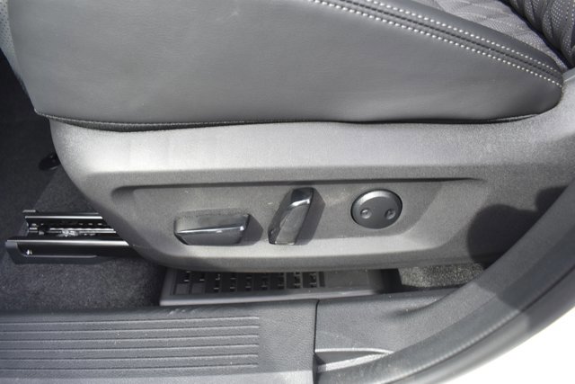 New 2026 Nissan Rogue Platinum w/ Platinum Premium Package image 13