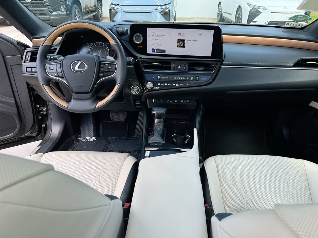 Certified 2024 Lexus ES 350 F Sport w/ Technology Package FWD image 20