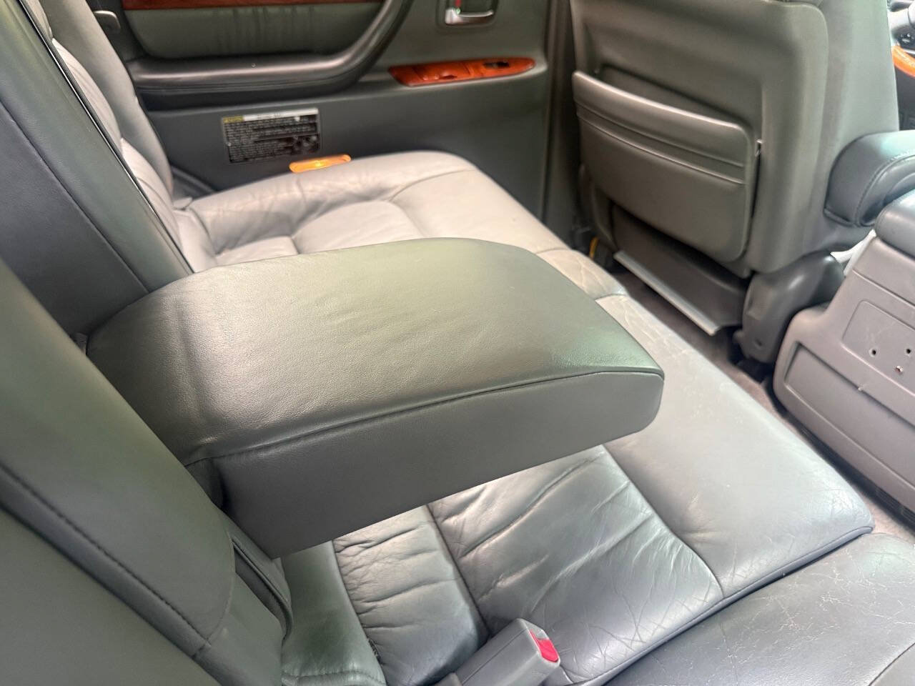 Used 2002 Lexus LX 470 4WD image 79