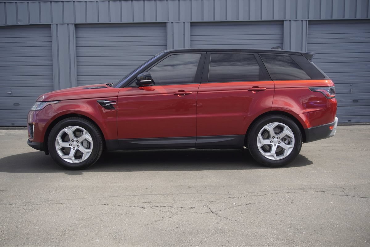 Used 2018 Land Rover Range Rover Sport SE AWD/4WD image 2