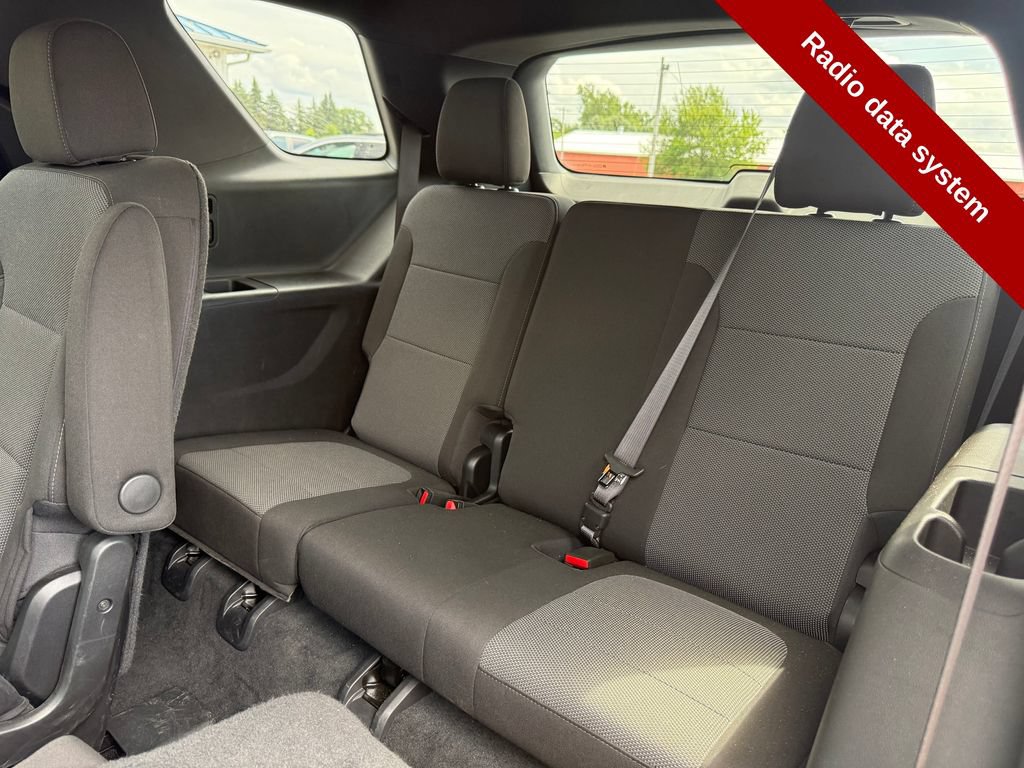 Used 2023 Chevrolet Traverse LT AWD/4WD image 34