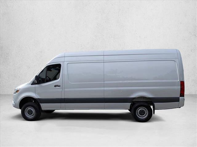 Used 2024 Mercedes-Benz Sprinter 2500 image 9