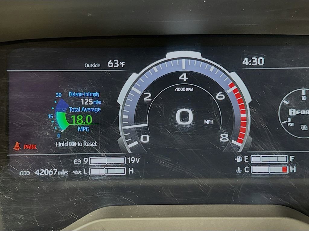 Used 2024 Toyota Tundra Limited w/ TRD Off-Road Package AWD/4WD image 27