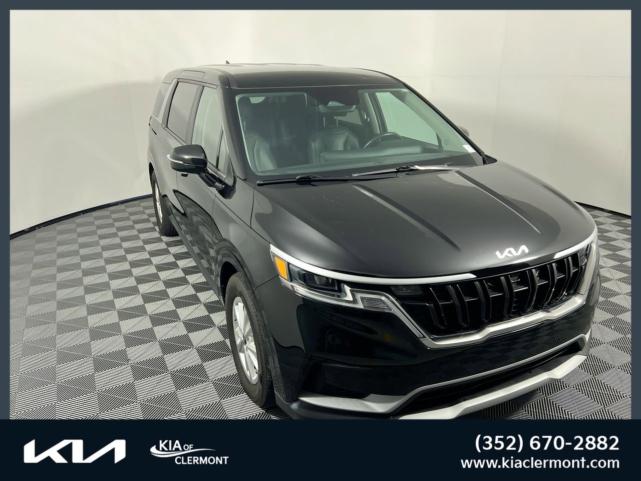 Certified 2024 Kia Carnival LX