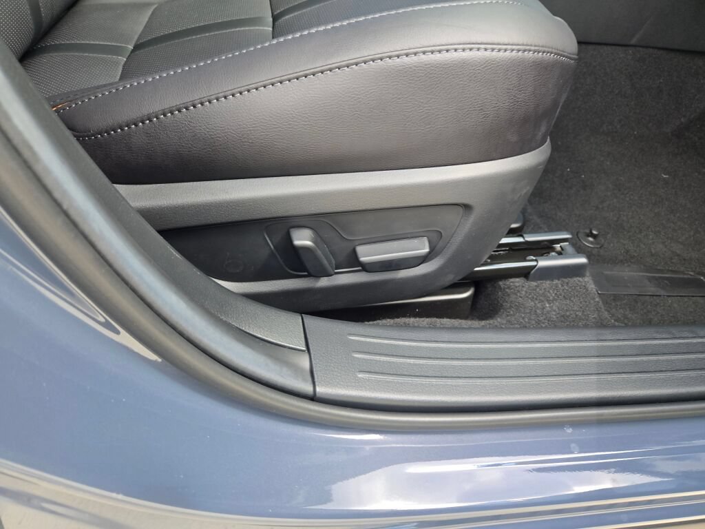 New 2026 MAZDA CX-50 AWD 2.5 Hybrid w/ Weather Package image 5
