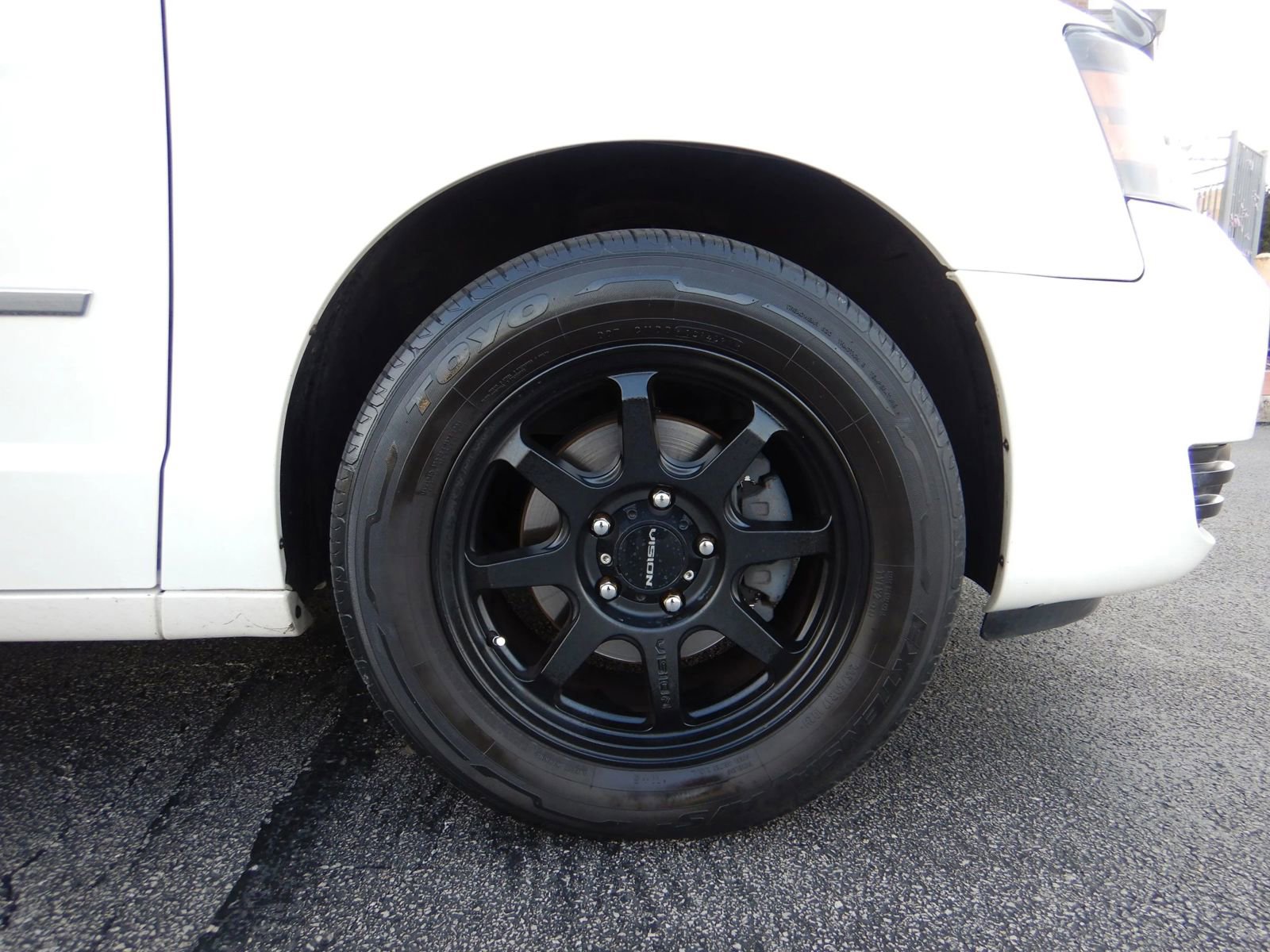 Used 2010 Dodge Grand Caravan SXT image 26