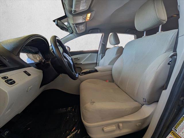Used 2010 Toyota Venza image 17