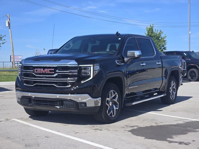 Used 2024 GMC Sierra 1500 SLT w/ SLT Premium Plus Package AWD/4WD image 3