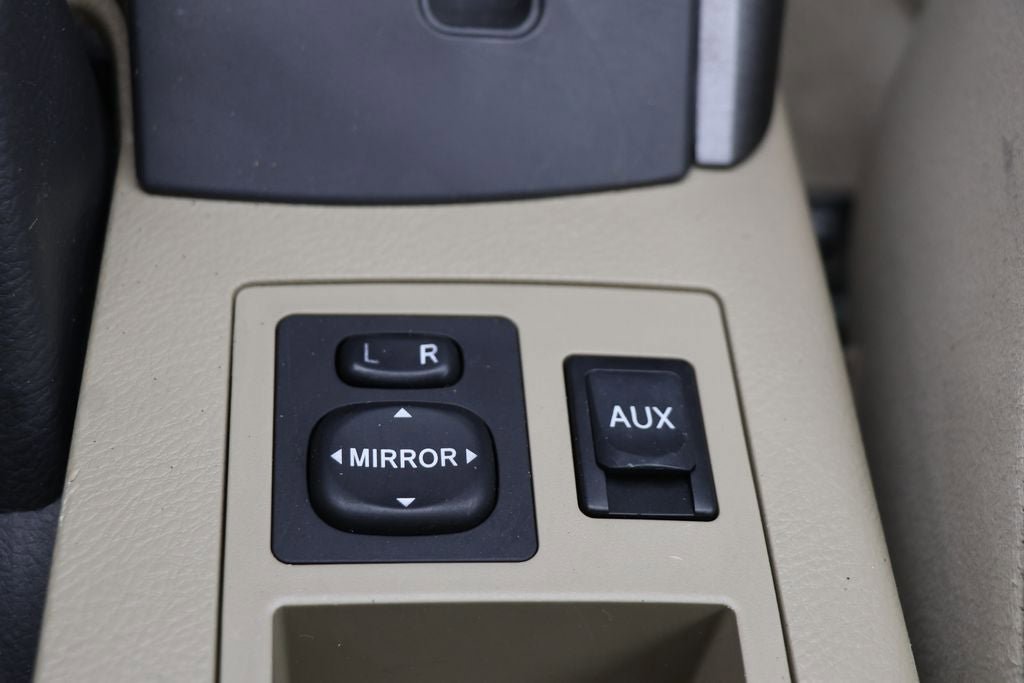 Used 2011 Toyota RAV4 4WD w/ Base L4 Extra Value Pkg image 21