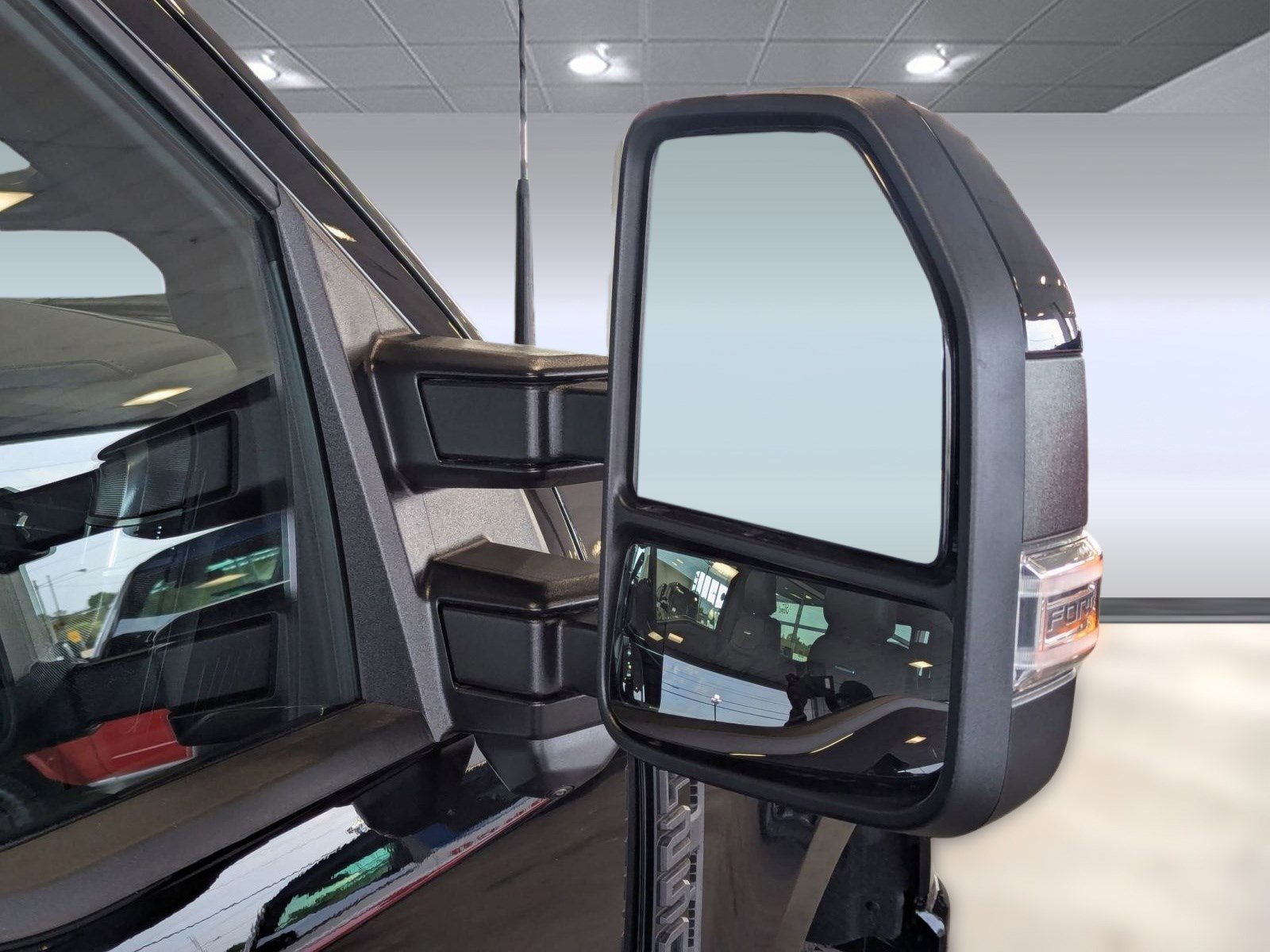 New 2026 Ford F250 Platinum image 22