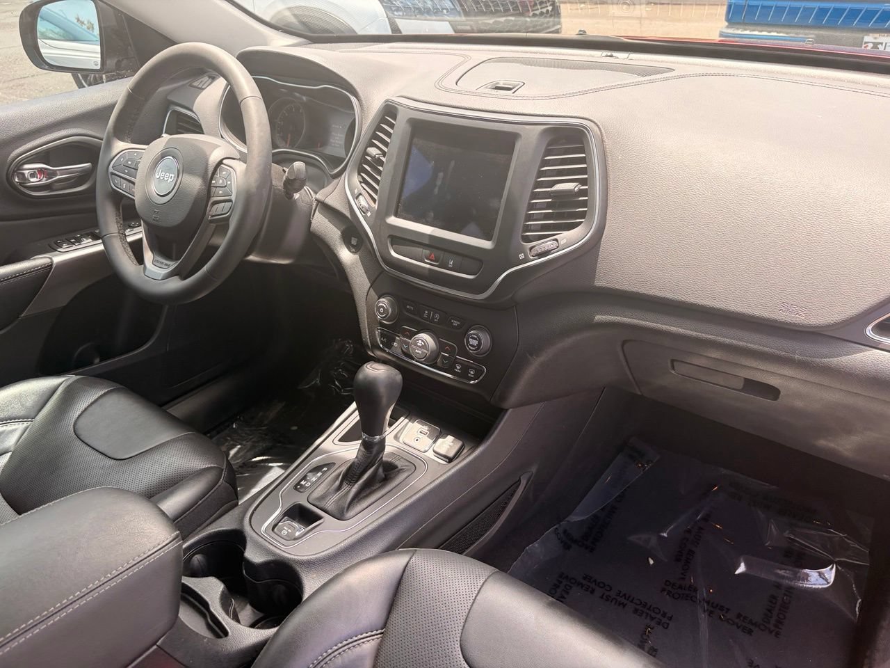 Used 2022 Jeep Cherokee Latitude Lux FWD image 12