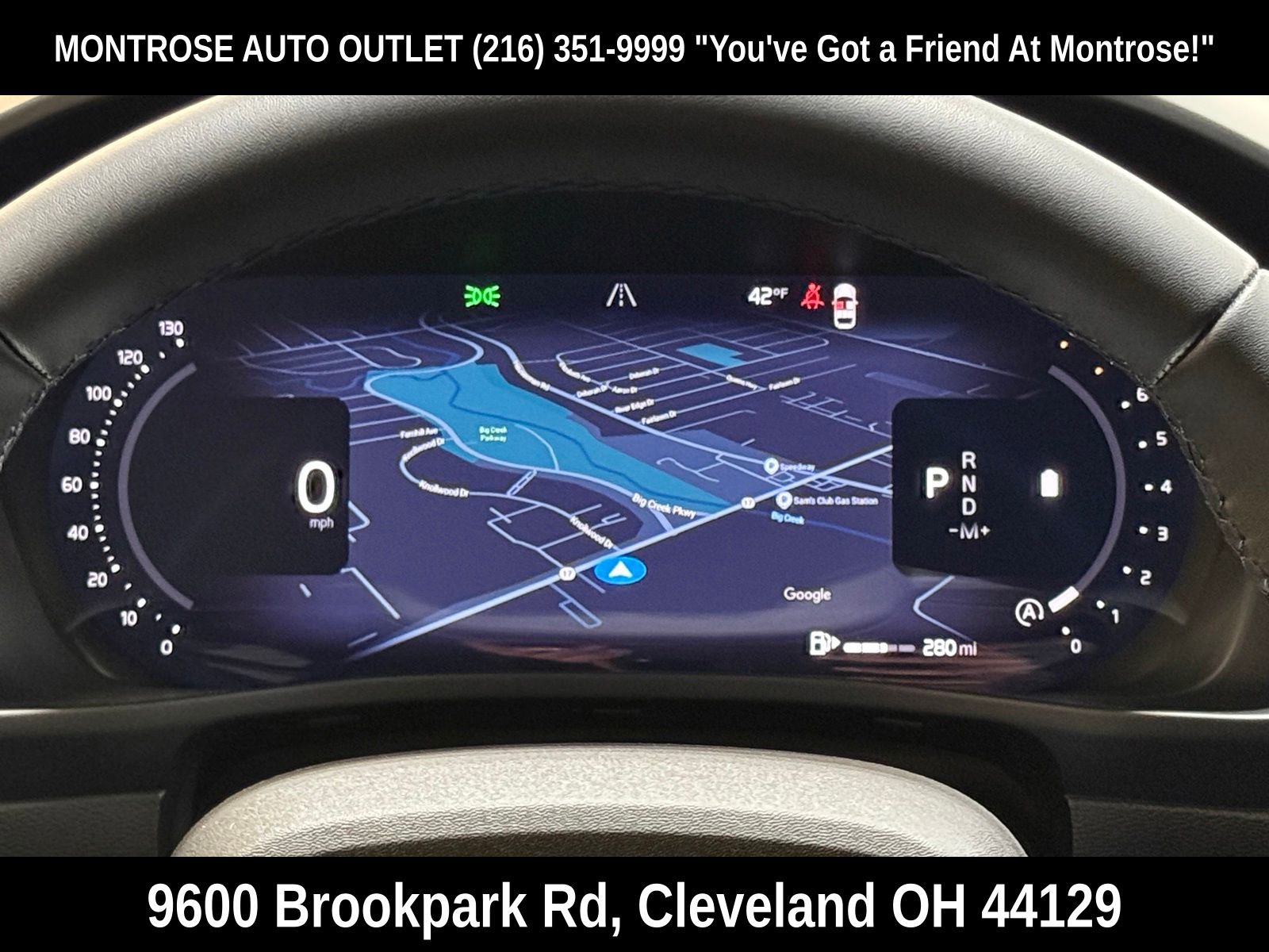 New 2026 Volvo XC40 B5 Plus w/ Protection Package Premier image 30