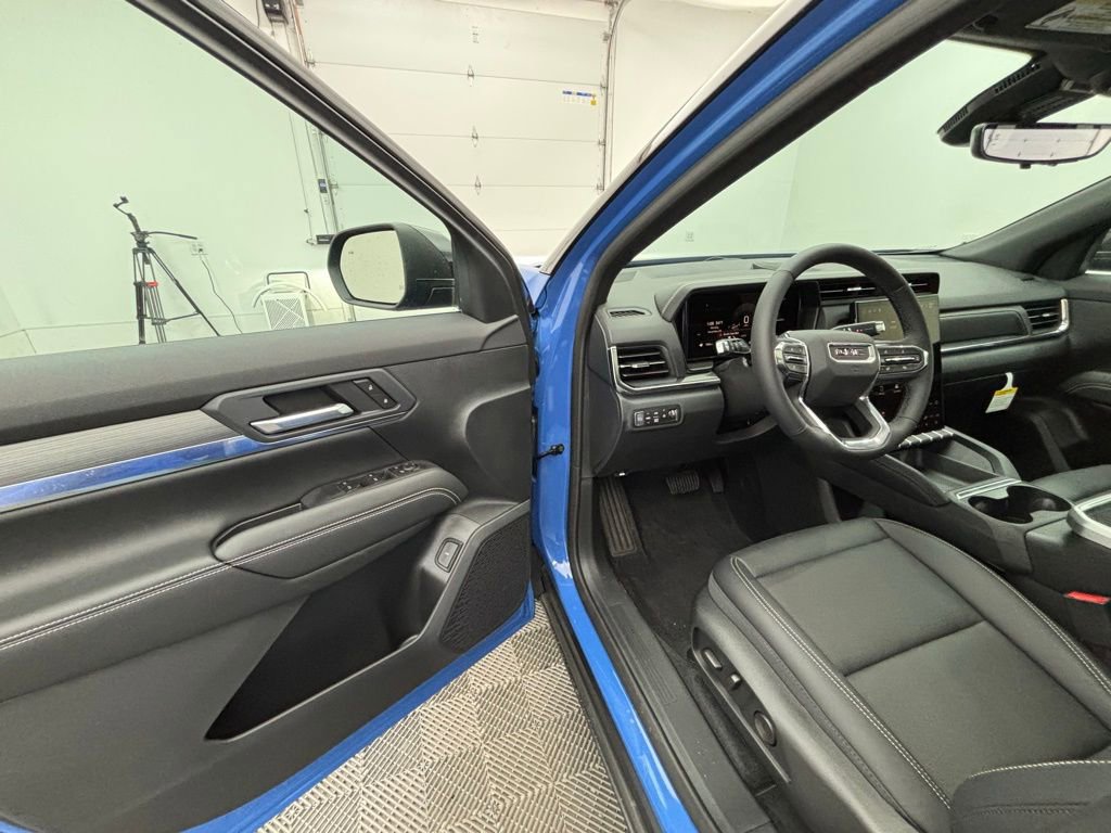 New 2026 GMC Terrain Elevation w/ Elevation Premium Package image 17