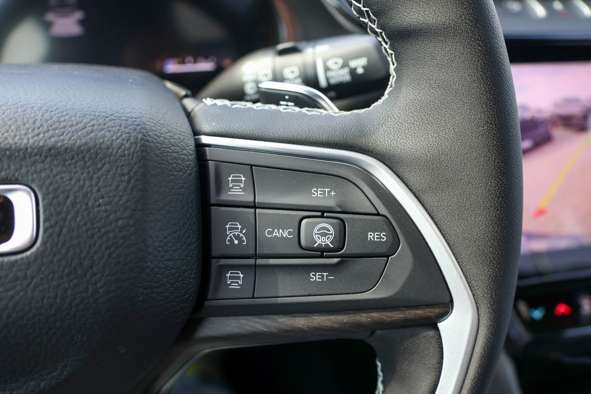 New 2026 Jeep Grand Cherokee Limited image 27