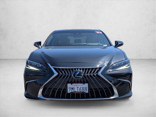 Used 2024 Lexus ES 300h w/ Premium Package FWD image 2