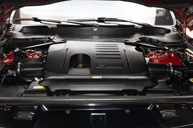 Used 2020 Land Rover Range Rover Sport HST image 6